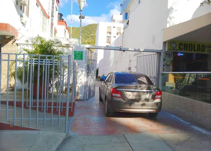 Apto Remodelado A 1 Cuadra Playas Rodadero